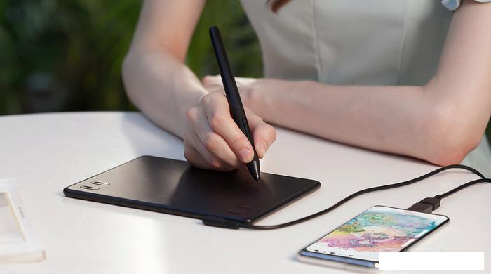 Графический планшет Huion Inspiroy RTE-100 (белый)- фото4