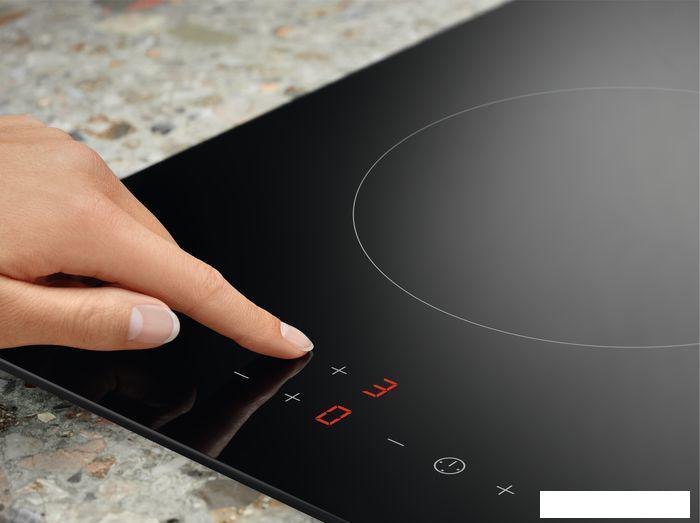 Варочная панель Electrolux LHR3233CK- фото3